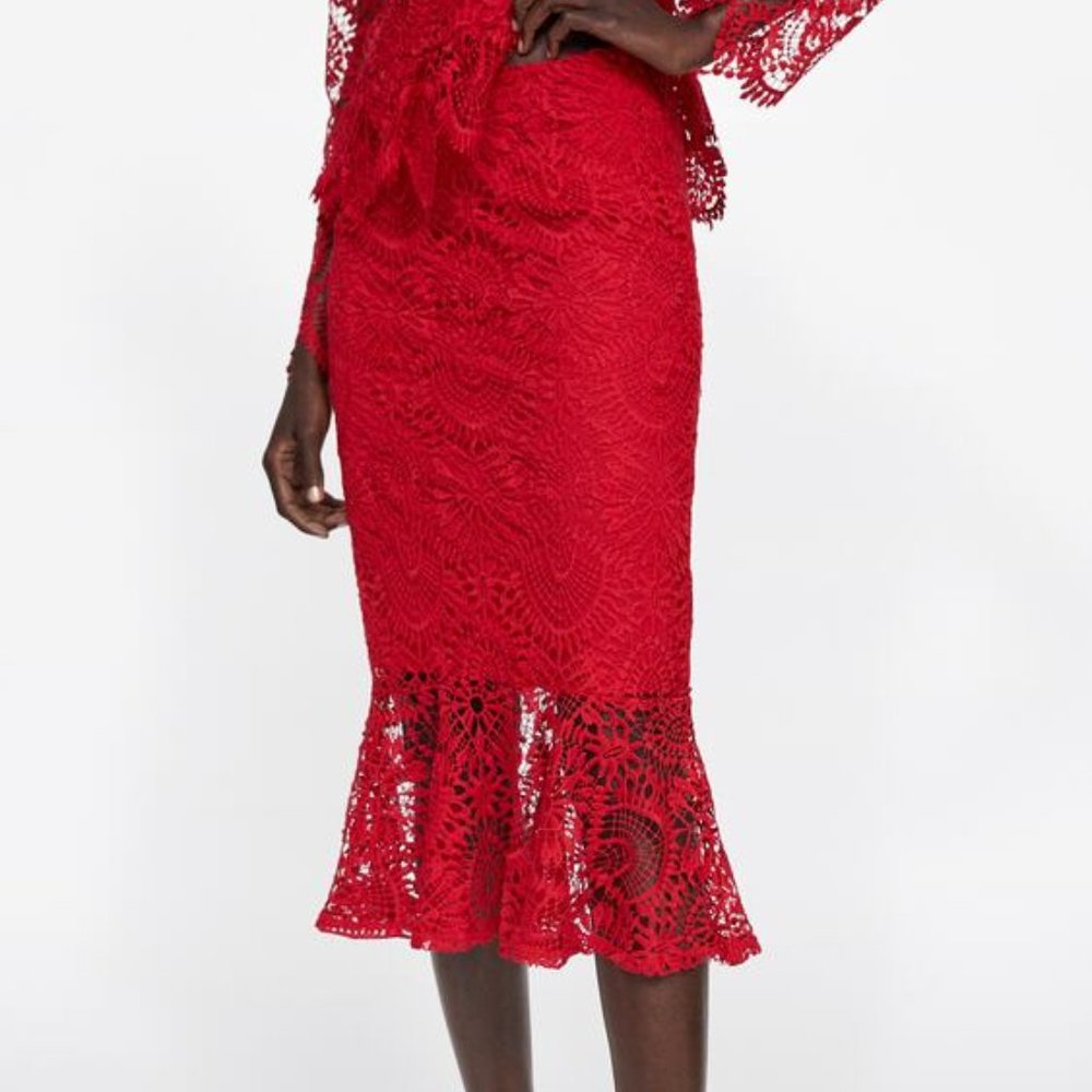 Zara Guipure Lace Trumpet Midi Skirt